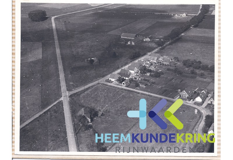 Luchtfoto Herwen De Bettenhoek 1973 Coll. G.B.Janssen F00000573
